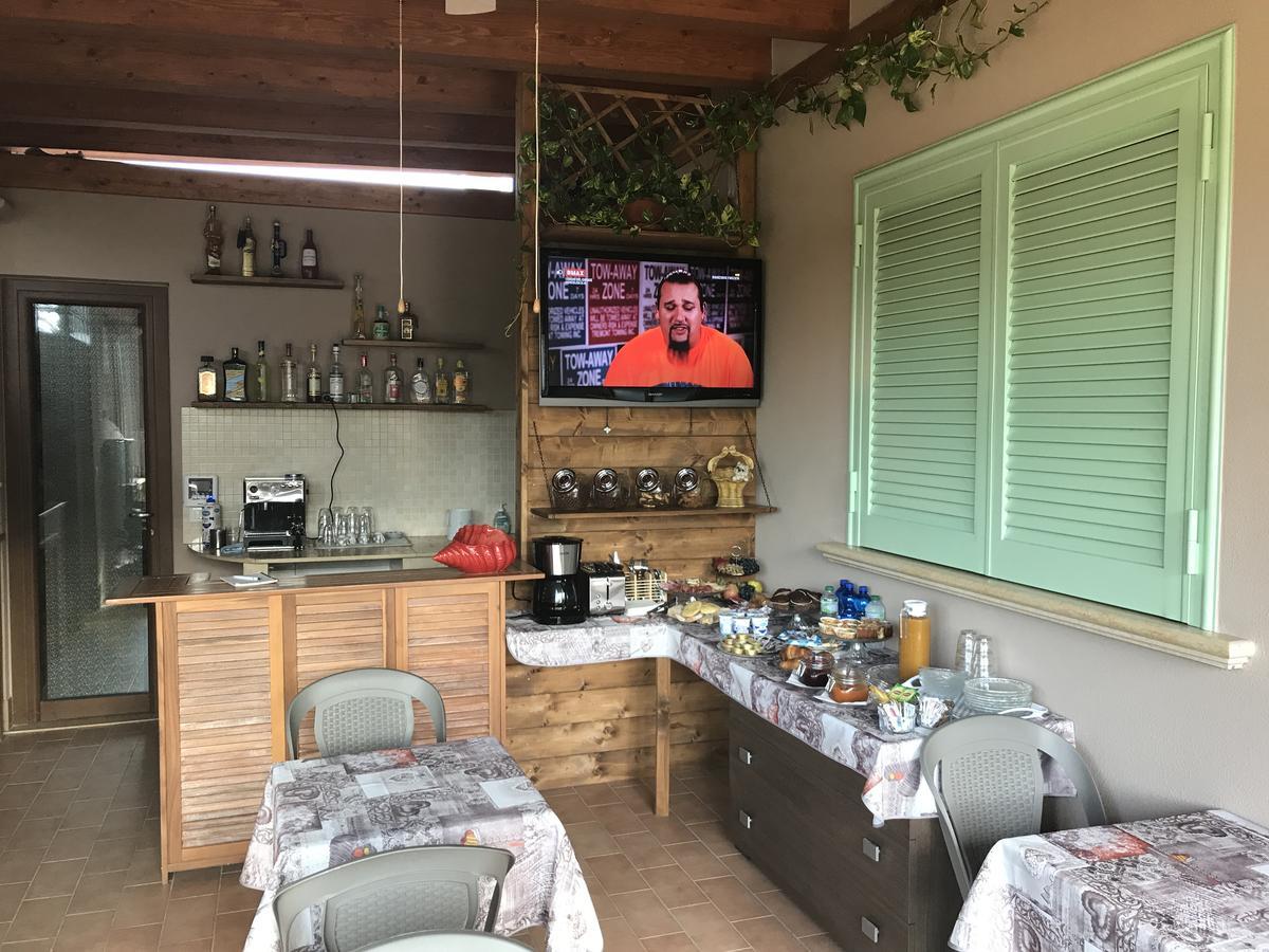 马里纳迪马萨Bba2Passi住宿加早餐旅馆 外观 照片
